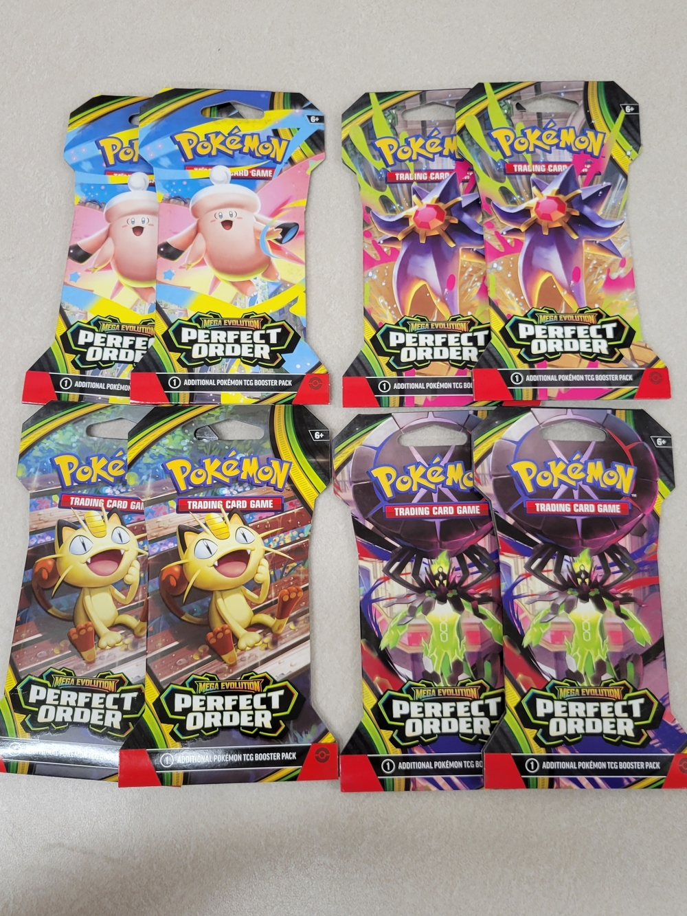 8 POKEMON MEGA EVOLUTIONS-PERFECT ORDER BOOSTER PACKS